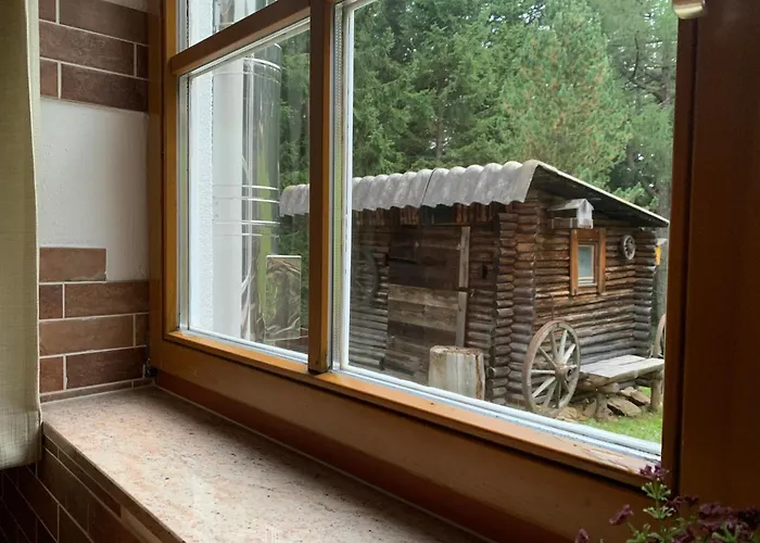 Zirbenzapfen - Auszeit In Den Seetaler Alpen 尤登堡